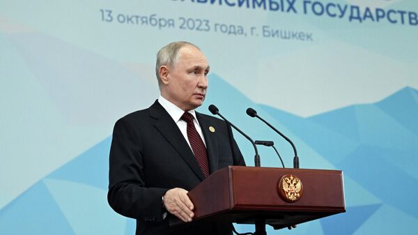 Россиянын лидери Владимир Путин Бишкектеги КМШ саммитинде - Sputnik Кыргызстан
