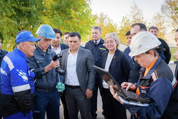 В Кыргызстане ужесточается контроль над производством, импортом, перемещением, хранением, отгрузкой и реализацией нефтепродуктов, сообщила Государственная налоговая служба - Sputnik Кыргызстан