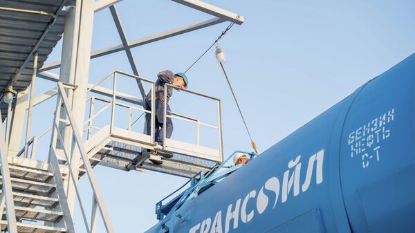 Ужесточение контроля над ГСМ в Кыргызстане  - Sputnik Кыргызстан