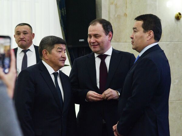 Премьеры обсудили много важных тем - Sputnik Кыргызстан