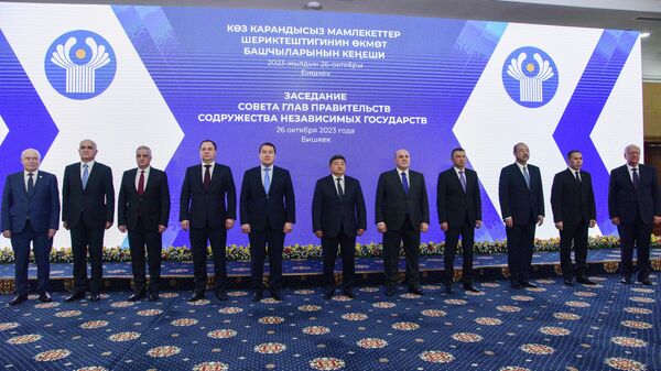 Премьер-министры стран СНГ на заседании Совета глав правительств в Бишкеке - Sputnik Кыргызстан