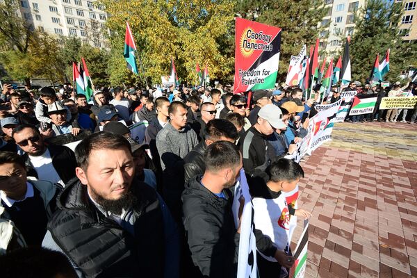 Митингующие призвали бойкотировать израильские компании - Sputnik Кыргызстан