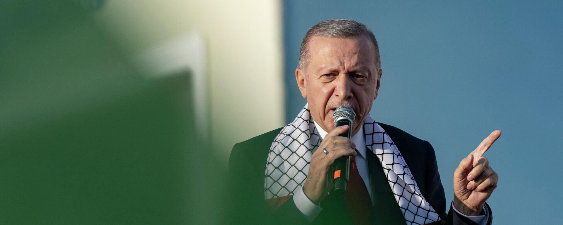 Президент Турции Реджеп Тайип Эрдоган на митинге в поддержку Палестины в Стамбуле - Sputnik Кыргызстан, 1920, 28.10.2023