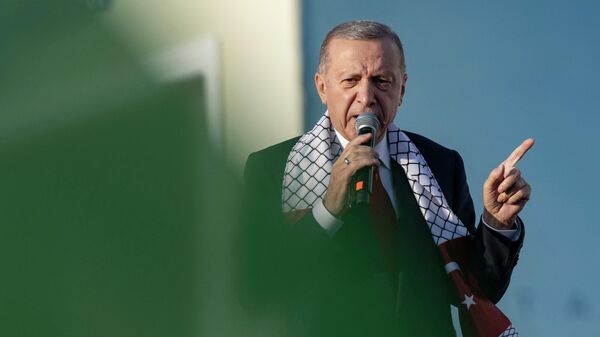 Президент Турции Реджеп Тайип Эрдоган на митинге в поддержку Палестины в Стамбуле - Sputnik Кыргызстан