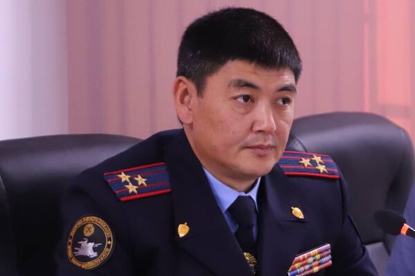 На его место назначен полковник милиции Оролбек Акпаров, ранее возглавлявший ГУУР - Sputnik Кыргызстан