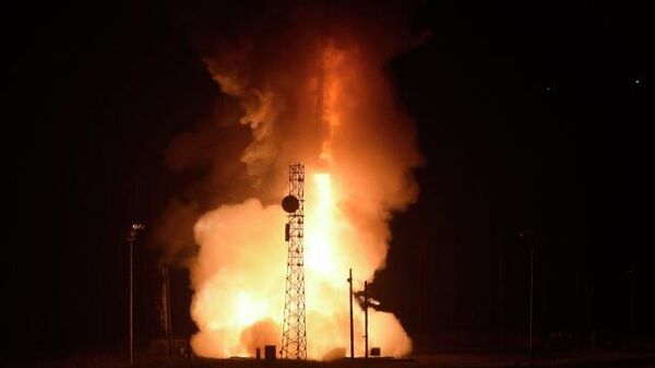 Minuteman III континент аралык баллистикалык ракетасы  - Sputnik Кыргызстан