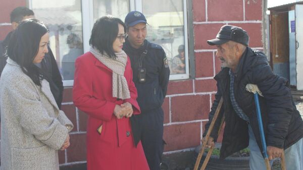 Временный приют для бездомных начал работать в Бишкеке  - Sputnik Кыргызстан