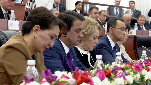 7 мамлекеттин депутаттары чогулган КМШ жыйыны кандай өттү? Видео - Sputnik Кыргызстан