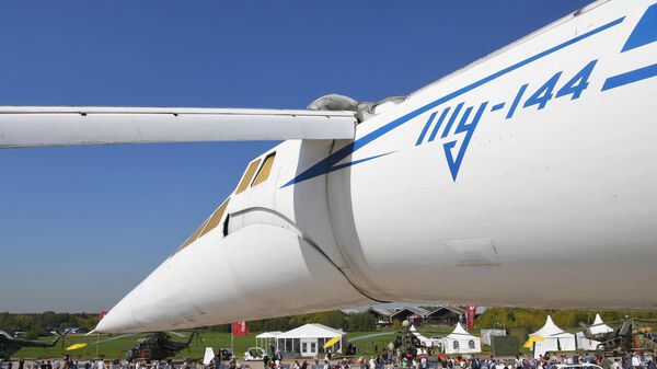 Пассажирский самолет Ту-144. Архивное фото - Sputnik Кыргызстан