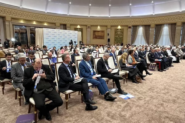 В мероприятии принимают участие представители государственных органов ряда стран и различных конфессий - Sputnik Кыргызстан