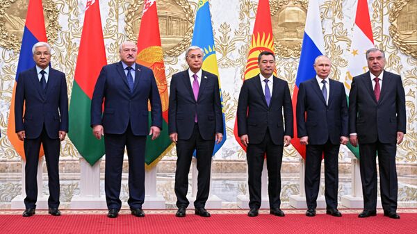 Президент РФ В. Путин принял участие в очередной сессии Совета коллективной безопасности ОДКБ - Sputnik Кыргызстан