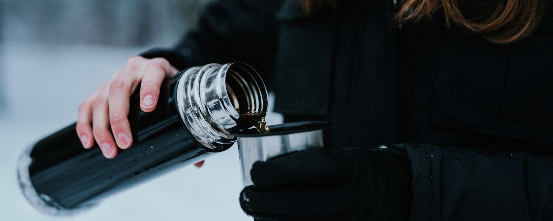 Ысык чай ичүү. Иллюстративдик сүрөт - Sputnik Кыргызстан, 1920, 03.12.2023