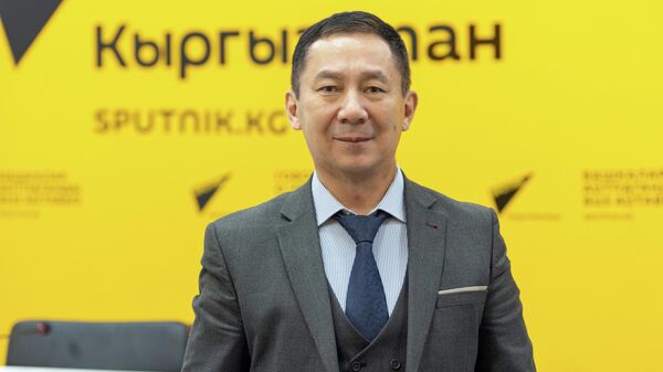 Исполнительный директор Агентства по защите депозитов Кадырбек Букуев - Sputnik Кыргызстан