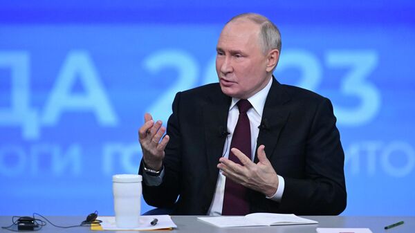 РФ лидери Владимир Путин жыл жыйынтыктоочу маалымат жыйынында - Sputnik Кыргызстан