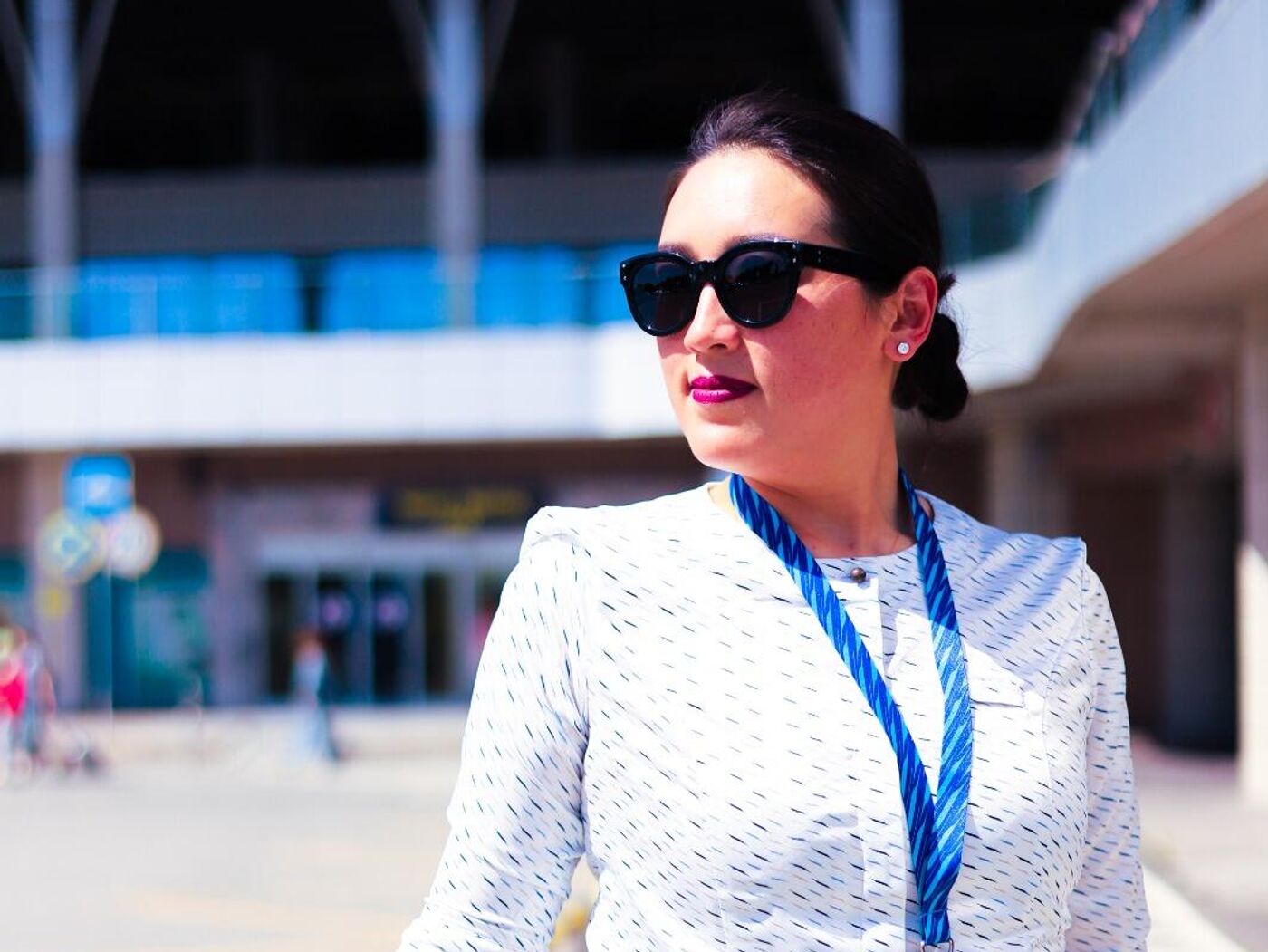 Әдемі орыс ана секс Жас жұбайлар үйде онлайн жыныстық қатынасқа түсуде