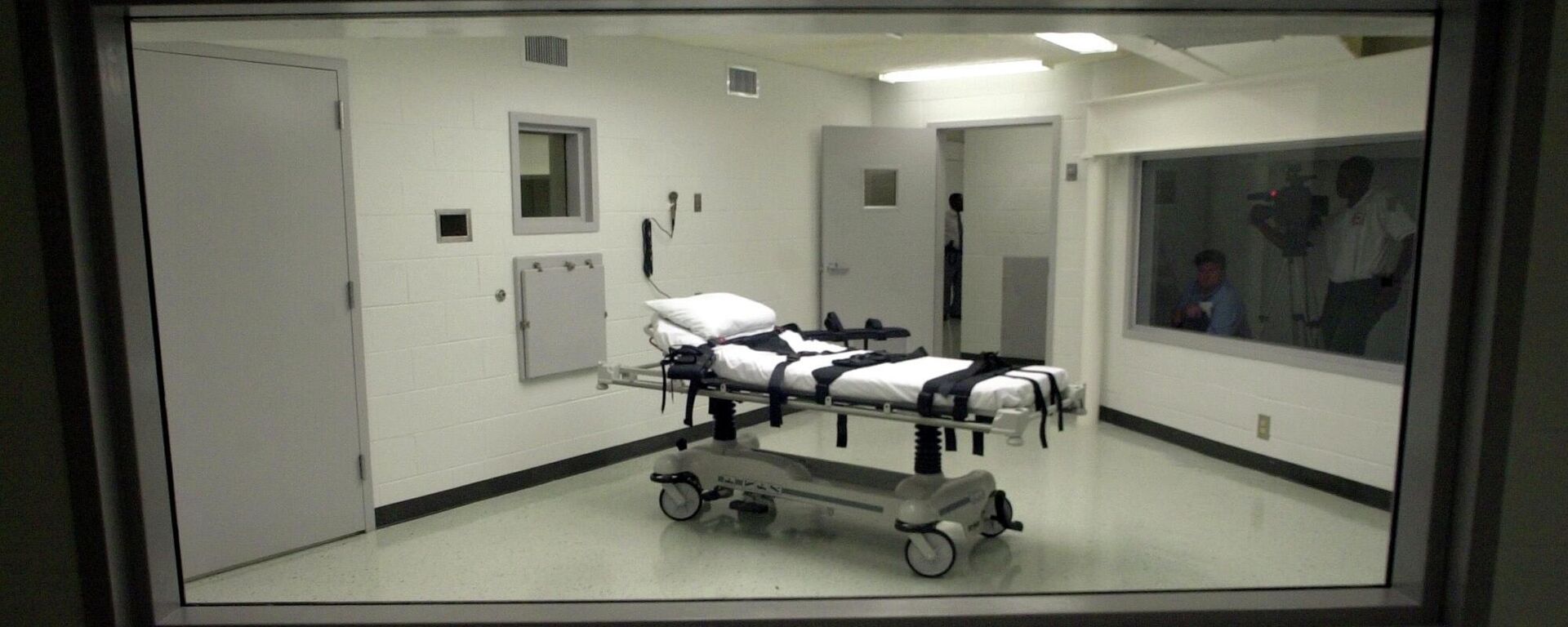 Өлүмгө алып келүүчү инъекция камерасы. Архив - Sputnik Кыргызстан, 1920, 30.10.2025