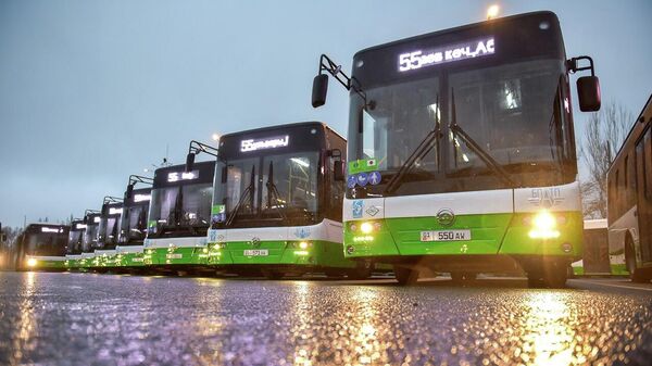 Прибытие 124 новых автобусов в Бишкек  - Sputnik Кыргызстан