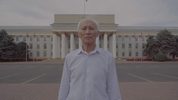 Что творилось в кулуарах Белого дома в самые тяжелые для КР времена? Видео - Sputnik Кыргызстан