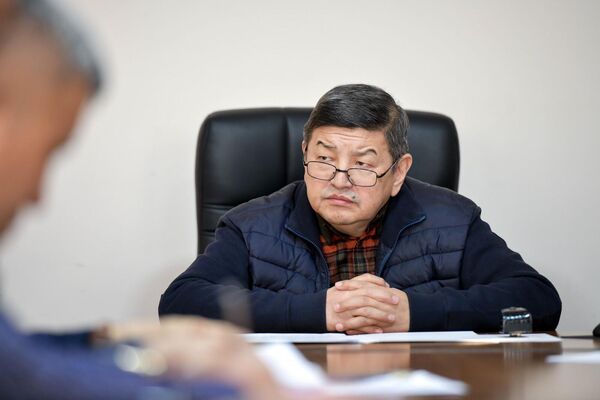 Председатель кабинета министров Акылбек Жапаров провел заседание оперативного штаба по ситуации на ТЭЦ Бишкека - Sputnik Кыргызстан