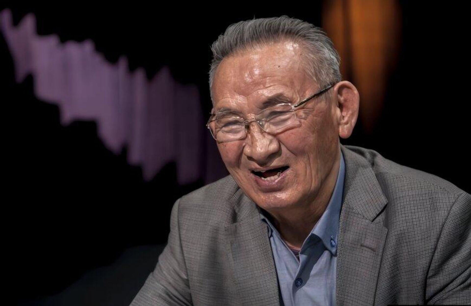 Народный писатель КР Мелис Абакиров - Sputnik Кыргызстан, 1920, 05.12.2025