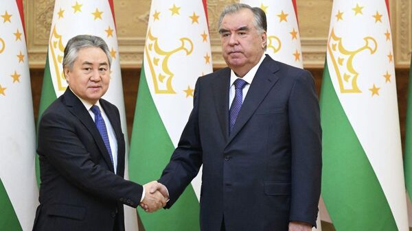 Официальный визит главы МИД КР Жээнбека Кулубаева в Таджикистан - Sputnik Кыргызстан