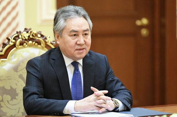 Кулубаев передал приветствие от имени президента Садыра Жапарова и отметил, что развитие двусторонних отношений с Таджикистаном является приоритетным направлением внешней политики Кыргызстана - Sputnik Кыргызстан