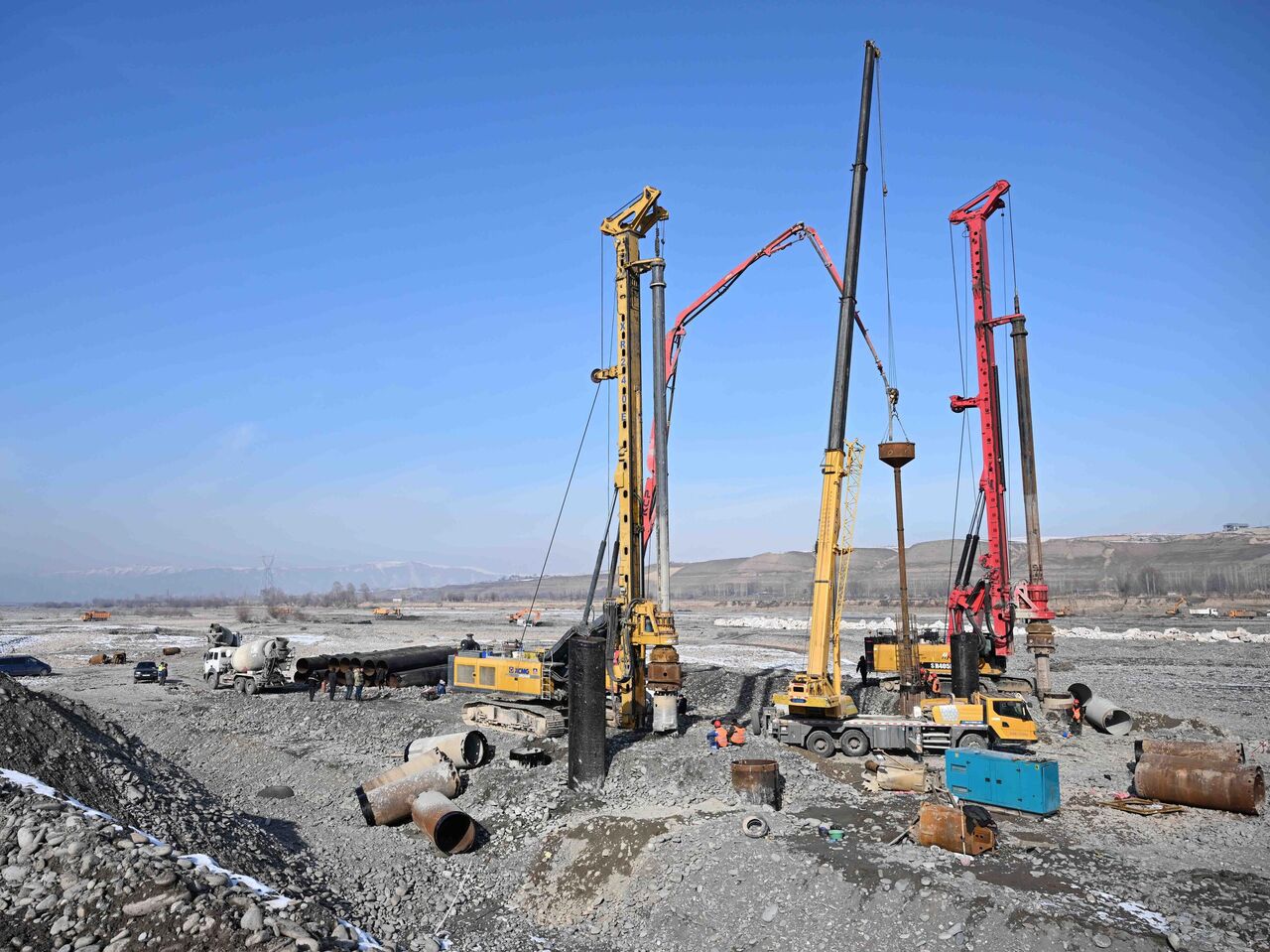 Үлкен сиськи бар апайлар