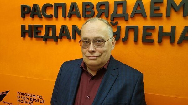 Прорыв информационной блокады США — эксперт об интервью Путина - Sputnik Кыргызстан