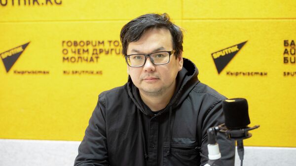 Директор аналитического центра Разумные решения Эсен Усубалиев - Sputnik Кыргызстан