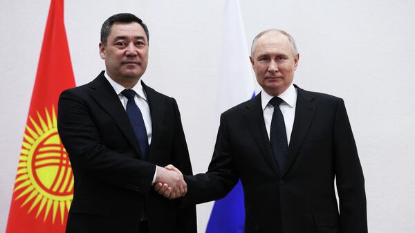 Президент РФ В. Путин встретился с президентом Кыргызстана Садыром Жапаровым - Sputnik Кыргызстан
