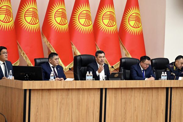 Президент Садыр Жапаров сегодня встретился с руководителями средств массовой информации Кыргызстана - Sputnik Кыргызстан