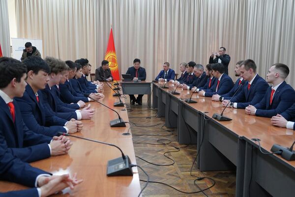 10-16-март күндөрү Кыргызстанда хоккей боюнча экинчи жолу дүйнө чемпионатынын дивизиондук таймашы өтөт - Sputnik Кыргызстан