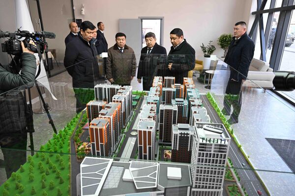 В жилом комплексе будут торговый центр, бассейн, детский сад, школа, спортивный комплекс, подземная парковка, велодорожки - Sputnik Кыргызстан