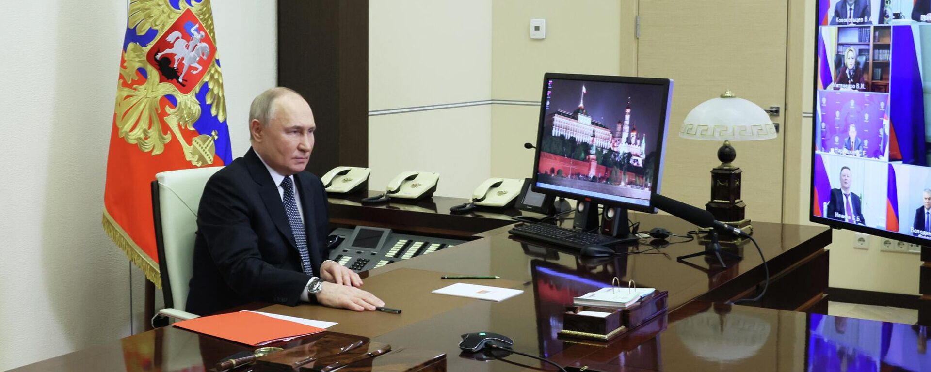 Президент РФ В. Путин провел совещание Совбеза РФ - Sputnik Кыргызстан, 1920, 15.03.2024