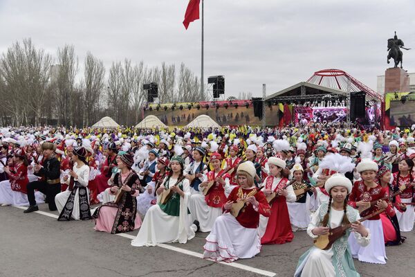 Праздничный концерт продлится до десяти вечера - Sputnik Кыргызстан