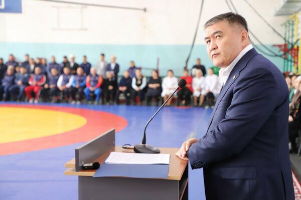 Глава ГКНБ Камчыбек Ташиев посетил Республиканский спортивный колледж имени Шералы Сыдыкова - Sputnik Кыргызстан