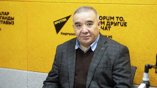 Руководитель научно-технической консультативной группы по иммунизации Нурмухамед Бабаджанов - Sputnik Кыргызстан