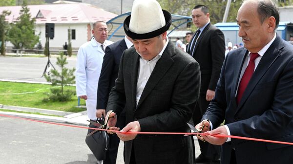 Открытие нового здания клинической больницы в Джалал-Абаде - Sputnik Кыргызстан