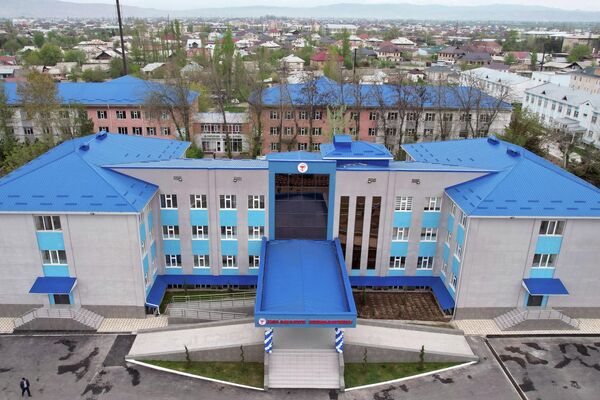 Президент Садыр Жапаров Жалал-Абад облустук клиникалык ооруканасынын жаңы имаратын ачты - Sputnik Кыргызстан