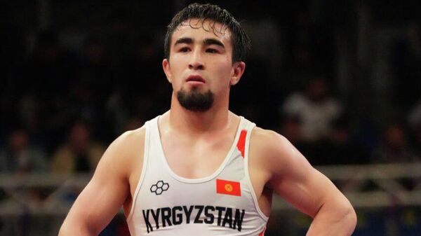 Тайырбек Жумашбек уулу выиграл золото чемпионата Азии по борьбе - Sputnik Кыргызстан