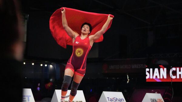 Айпери Медет кызы на Чемпионате Азии по борьбе в Бишкеке - Sputnik Кыргызстан