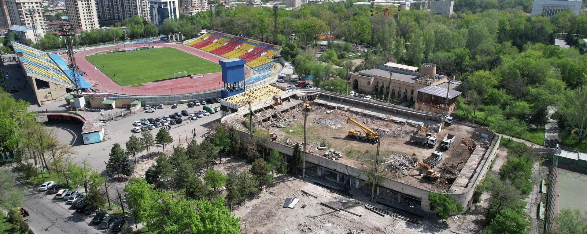 Бишкекте жаңы стадион жана кичи арена куруу иштери - Sputnik Кыргызстан, 1920, 21.04.2024