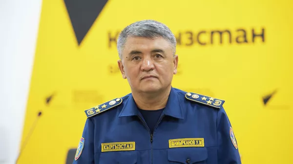Өзгөчө кырдаалдар министринин орун басары, полковник Урматбек Шамырканов - Sputnik Кыргызстан