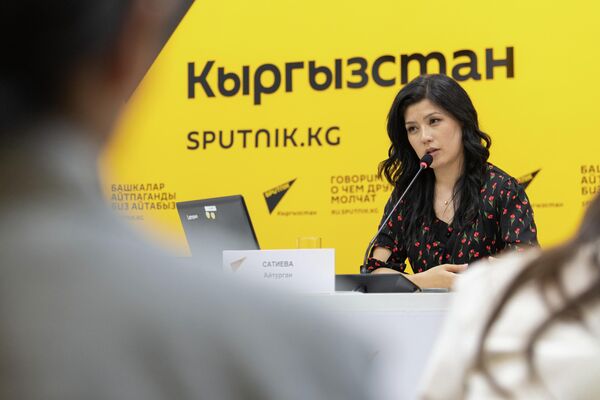 Проект направлен на обмен опытом с коллегами, развитие медиакоммуникаций и профессиональных связей - Sputnik Кыргызстан