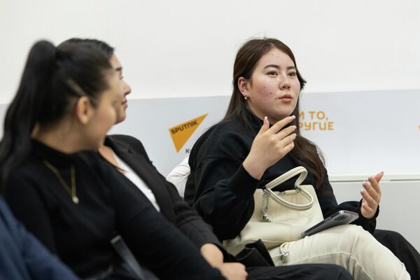 Она выступила в рамках просветительского проекта SputnikPro - Sputnik Кыргызстан