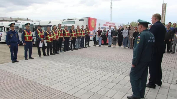 Награждение спасателей из Кыргызстана в Оренбургской области - Sputnik Кыргызстан