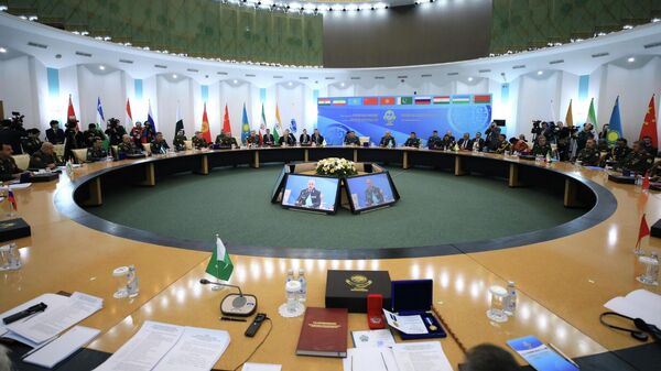 Совещание министров обороны государств – членов ШОС в Астане - Sputnik Кыргызстан