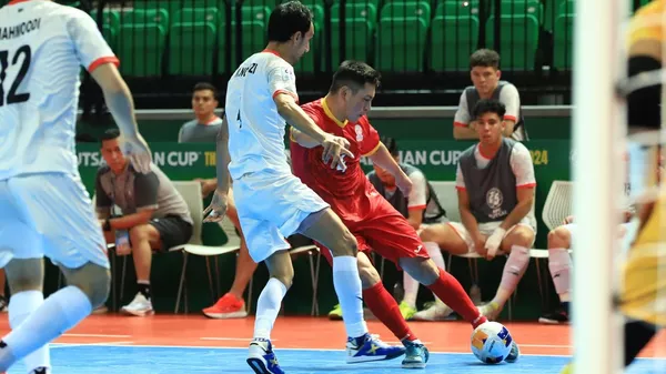 Сборная Кыргызстана по футзалу во время матча с командой из  Афганистана - Sputnik Кыргызстан