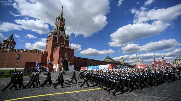 Военный парад, посвящённый Победе в Великой Отечественной войне на Красной площади в Москве. Архивное фото  - Sputnik Кыргызстан