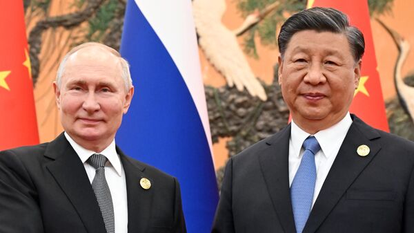 Президент России Владимир Путин встретился в Пекине с председателем КНР Си Цзиньпином. Архивное фото - Sputnik Кыргызстан